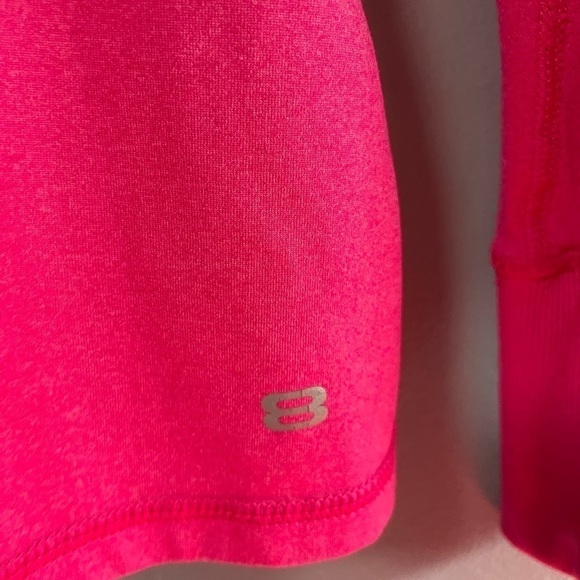 Layer 8 Performance quick dry long sleeve half zip pullover pink top. Size Small - Picture 7 of 9